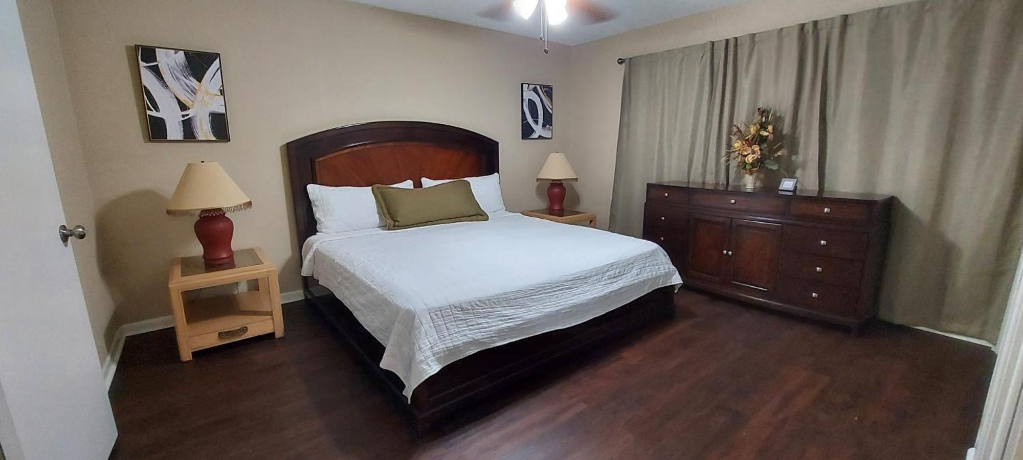 Cheerful 3-Bedroom Home With Indoor Fireplace Хьюстон Экстерьер фото